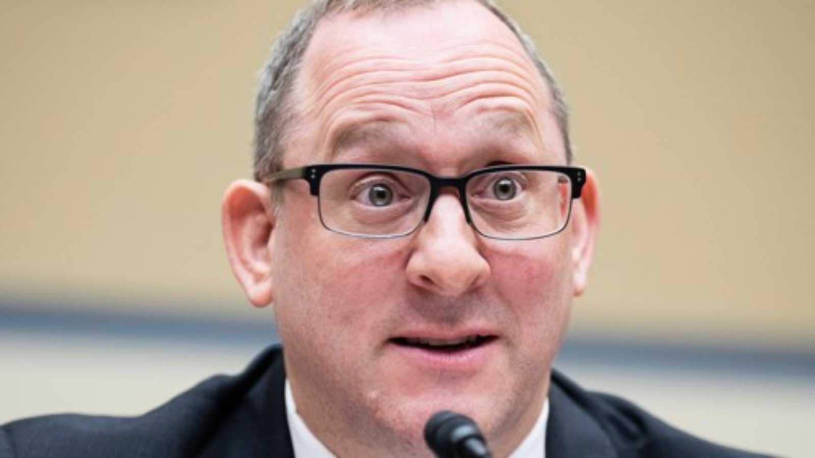 why-do-employees-want-to-be-feds?-benefits-are-a-big-reason