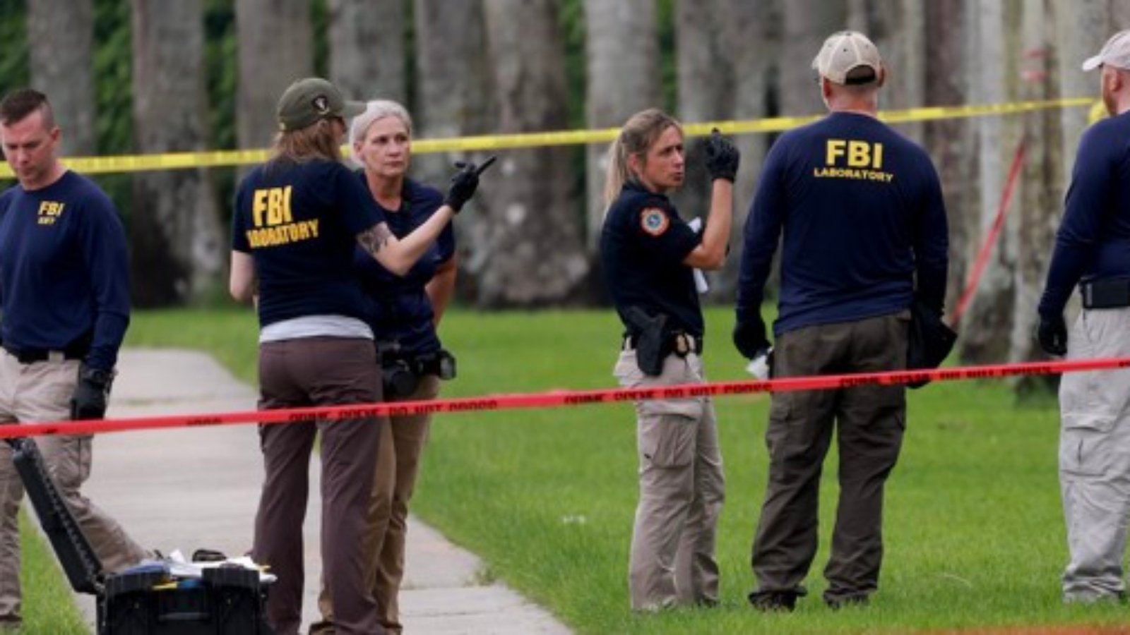 man-arrested-after-poking-rifle-onto-trump-golf-course-charged-with-federal-gun-crimes