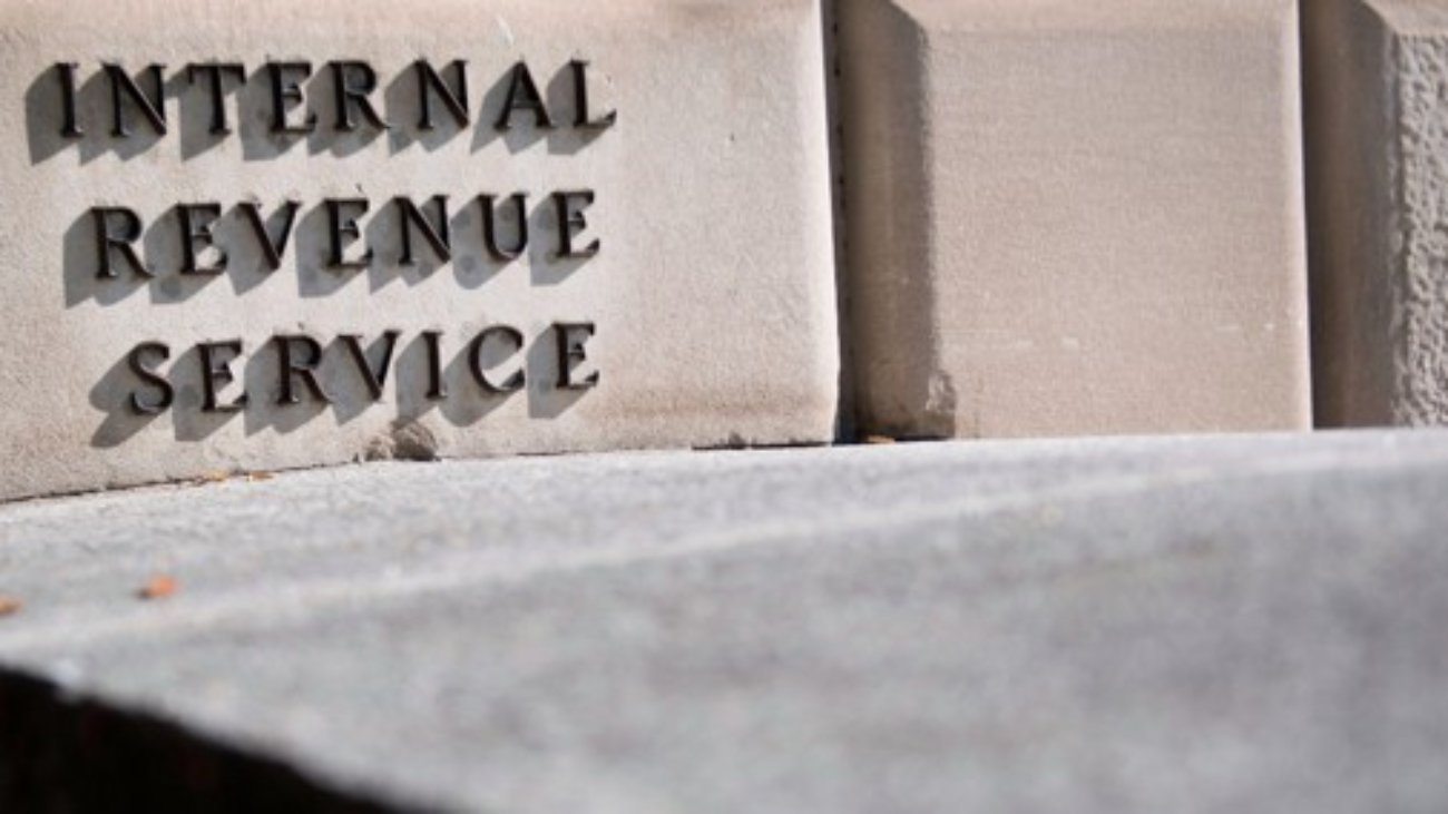 bipartisan-senate-duo-seeks-to-push-irs-customer-service-forward